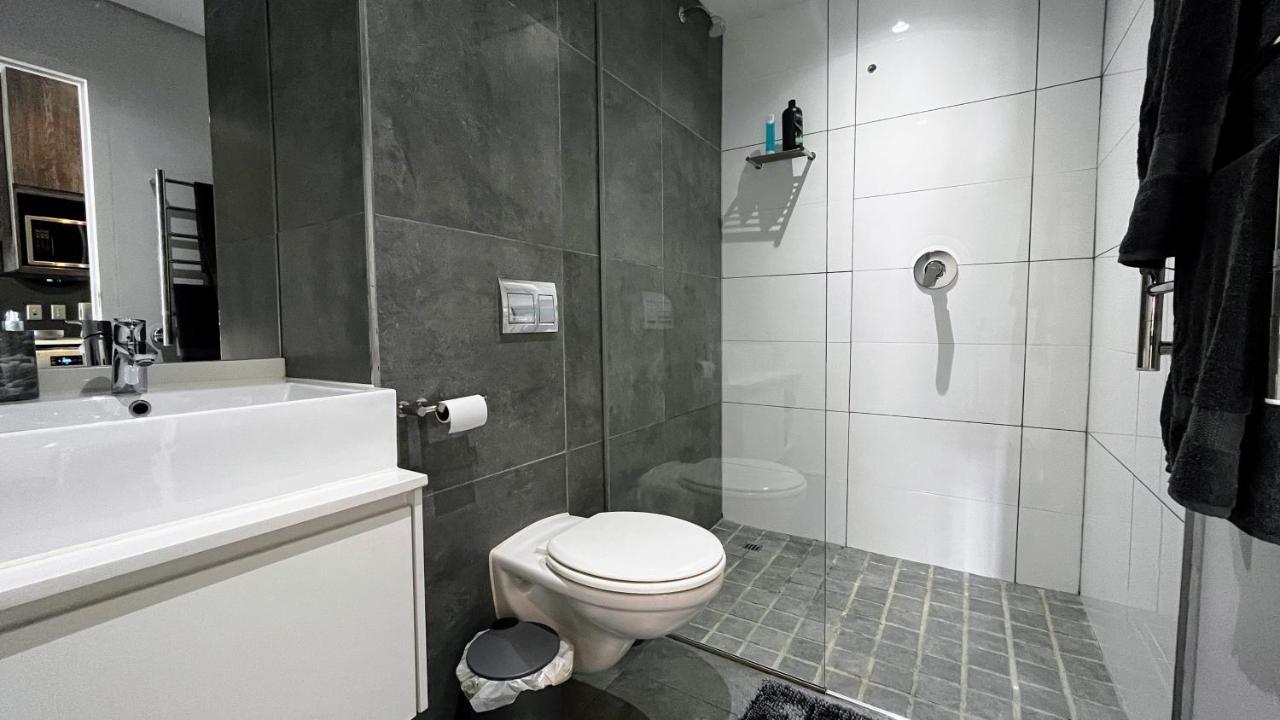 Modern Luxury Studio With Breathtaking City Views - No Load Shedding Cape Town Exterior photo