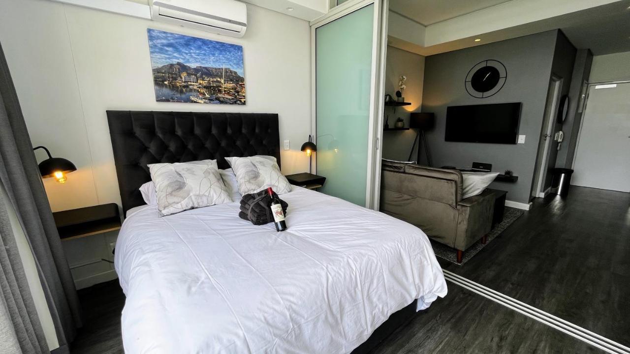 Modern Luxury Studio With Breathtaking City Views - No Load Shedding Cape Town Exterior photo