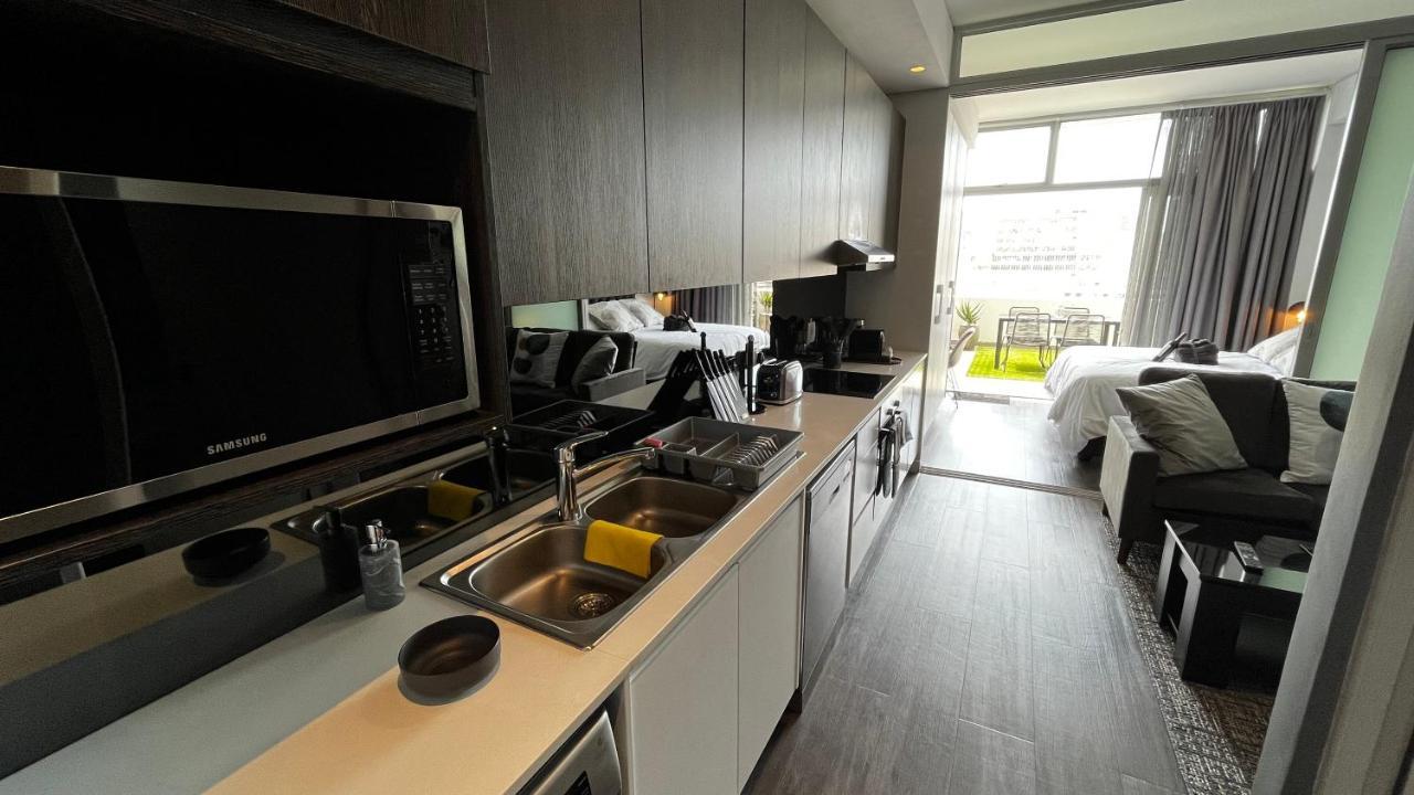 Modern Luxury Studio With Breathtaking City Views - No Load Shedding Cape Town Exterior photo